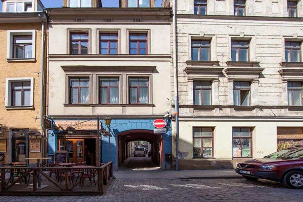 Modern & Spacious 80M2 Apartment In Riga Old Town Exterior photo